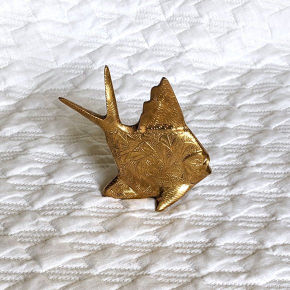 Vintage Solid Brass Angelfish Angel Fish Figurine Statue Paper Weight 5" Tall - Picture 3 of 6